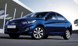 Hyundai Accent Blue 2013